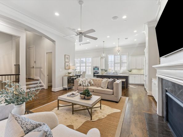 3002 Mid Lane, Houston TX 77027