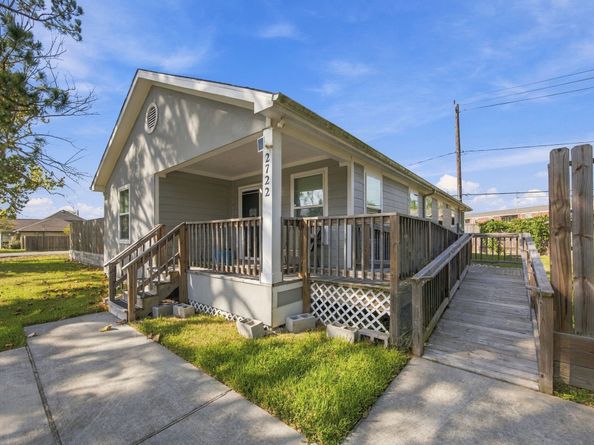 2722 Vega st, Houston TX 77088