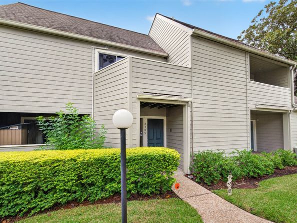 2305 Briarwest Boulevard, Houston TX 77077