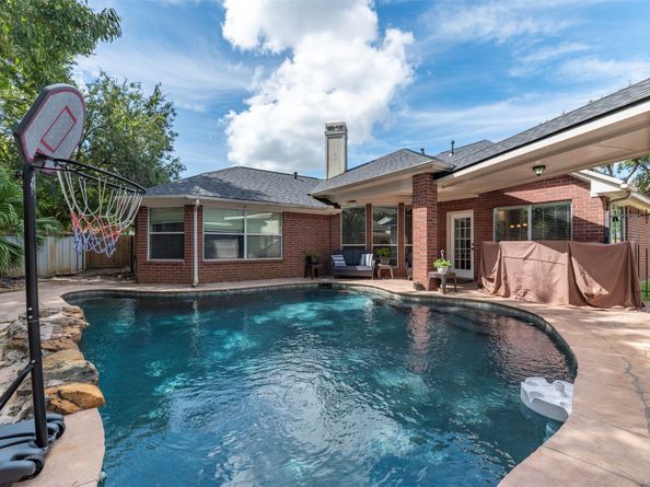 15210 Vista Heights Drive, Cypress TX 77433