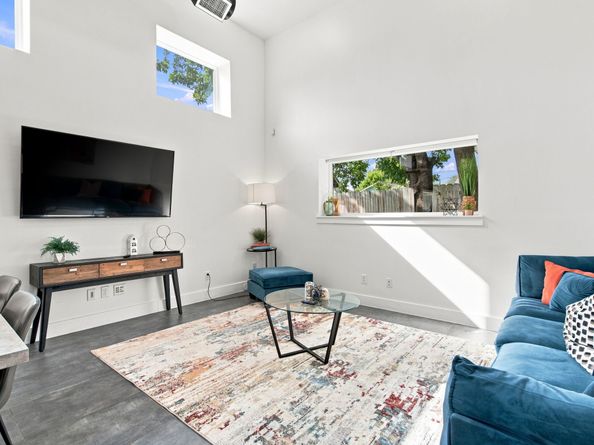 109 Bryan Street, Houston TX 77011