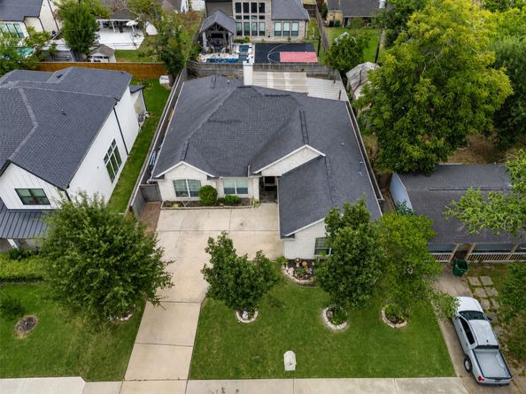 1914 Restridge Drive, Houston TX 77055