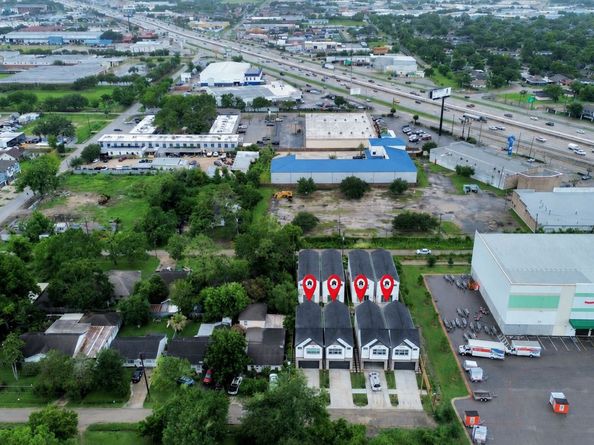 9433-9439 Arledge Street, Houston TX 77075