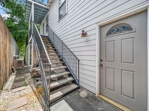 2009 Arlington Street, Houston TX 77008