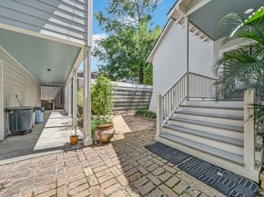 2009 Arlington Street, Houston TX 77008
