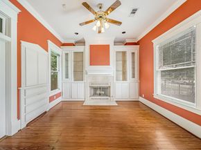2009 Arlington Street, Houston TX 77008