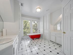 2009 Arlington Street, Houston TX 77008
