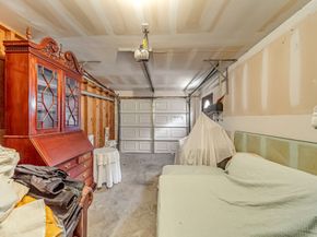 2009 Arlington Street, Houston TX 77008