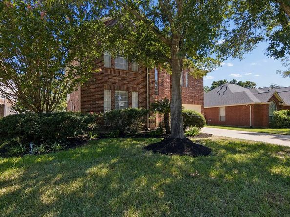 17603 Fairgrove Park Drive, Houston TX 77095