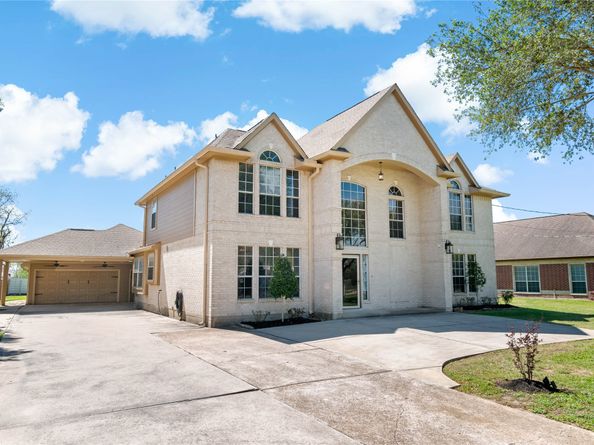5631 Brookfield Drive, Houston TX 77085