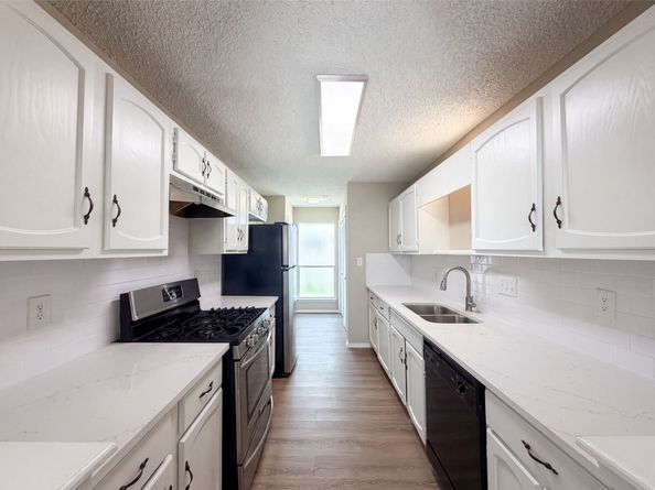 5602 Briarwood Forest Drive, Houston TX 77088