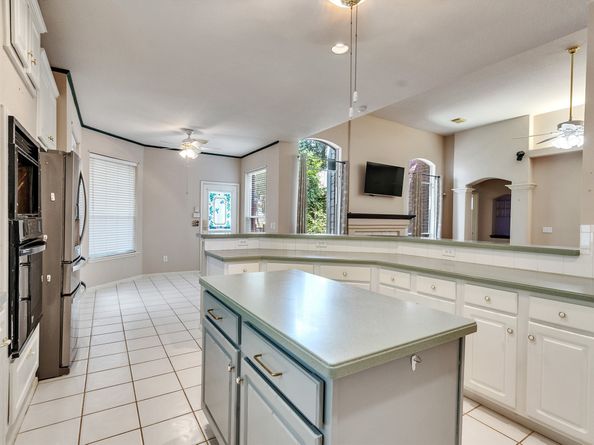 35 Serene Creek Place, Spring TX 77382