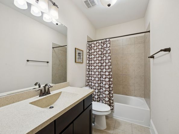 11116 Sherwood Oak Lane, Houston TX 77043