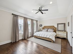 11116 Sherwood Oak Lane, Houston TX 77043