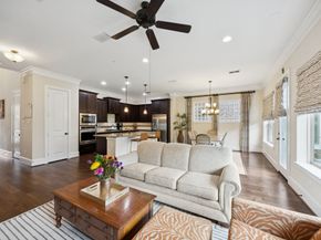 11116 Sherwood Oak Lane, Houston TX 77043