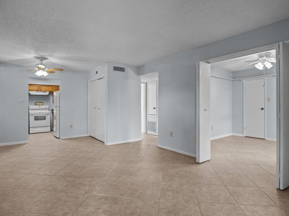 260 El Dorado 2311, Webster TX 77598