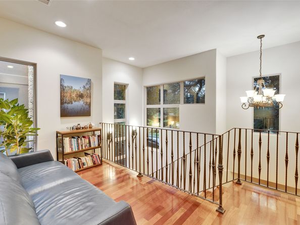 2504 Kinney Road A, Austin TX 78704