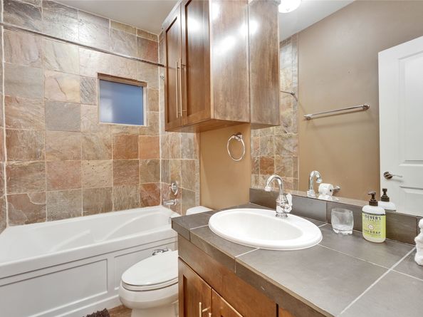2504 Kinney Road A, Austin TX 78704