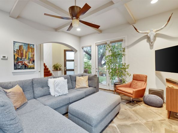 2504 Kinney Road A, Austin TX 78704