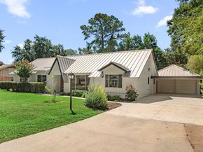 10115 Moorberry Lane, Houston TX 77080