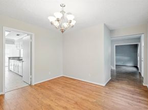 2960 Gessner Road, Houston TX 77080