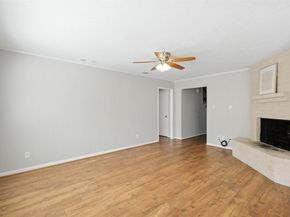 2960 Gessner Road, Houston TX 77080