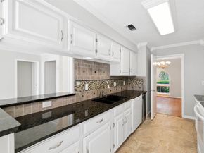2960 Gessner Road, Houston TX 77080