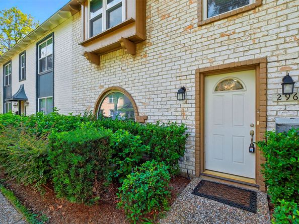 2960 Gessner Road, Houston TX 77080