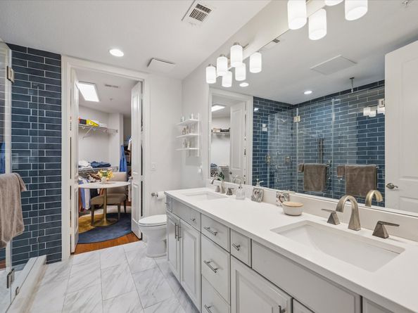 2120 Kipling Street 208, Houston TX 77098