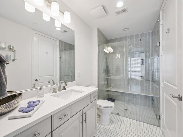 2120 Kipling Street 208, Houston TX 77098