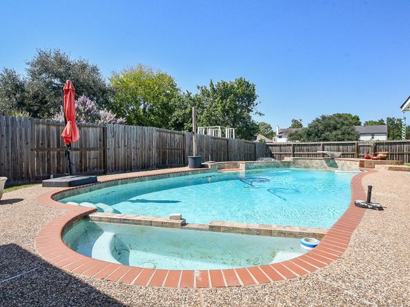 1902 Old Dixie Drive, Richmond TX 77406