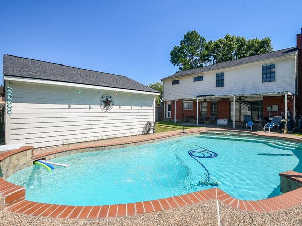 1902 Old Dixie Drive, Richmond TX 77406
