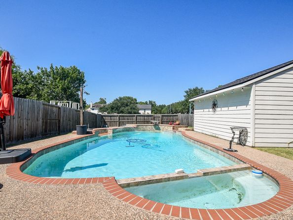 1902 Old Dixie Drive, Richmond TX 77406
