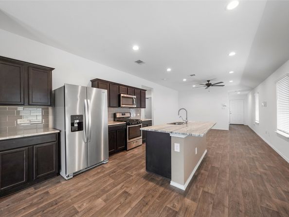 14576 Valley Ridge DR, New Caney TX 77357