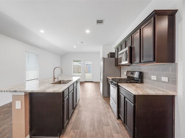 14576 Valley Ridge DR, New Caney TX 77357
