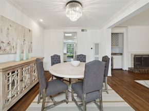 10 S Briar Hollow Lane 87, Houston TX 77027