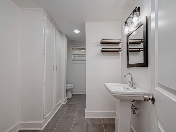 3280 Berry Street, Houston TX 77004