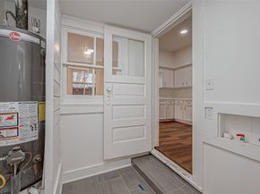 3280 Berry Street, Houston TX 77004