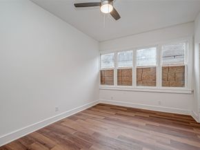 3280 Berry Street, Houston TX 77004