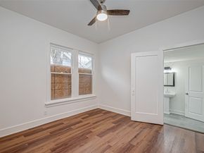 3280 Berry Street, Houston TX 77004