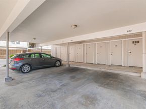 2230 S Piney Point Road 113, Houston TX 77063