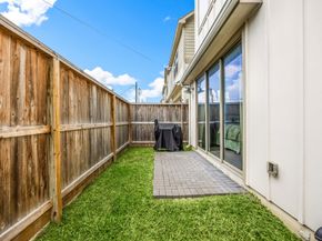 710 Louise Street, Houston TX 77009
