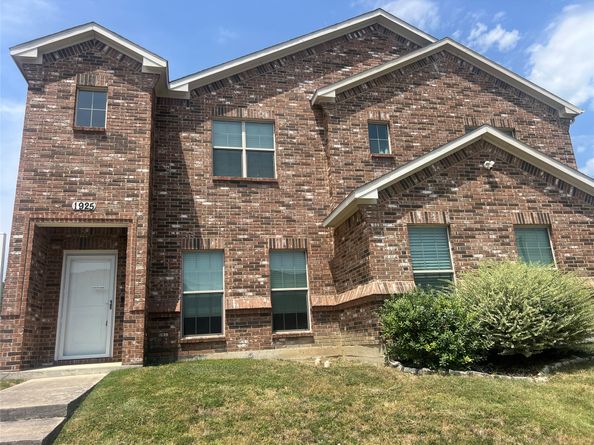 1925 Timber Oaks Drive, Garland TX 75040
