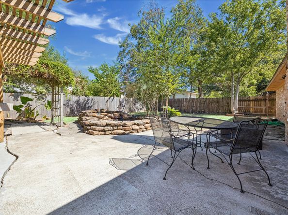 4206 Saratoga Drive, Houston TX 77088
