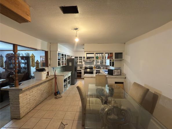 10106 Cheeves Drive, Houston TX 77016