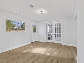 4002 Knotty Oaks Trl, Houston TX 77045