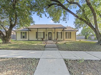 4002 Knotty Oaks Trl