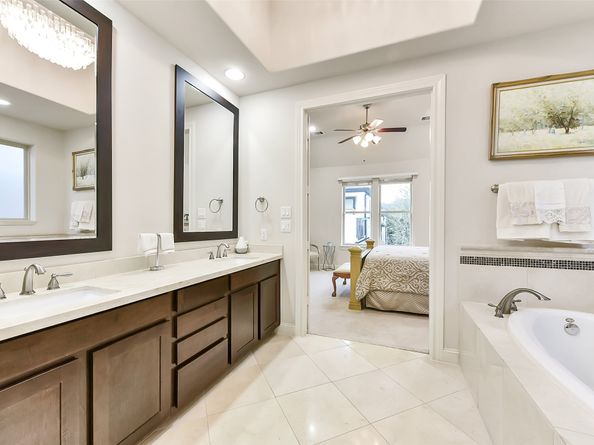 10924 Wrenwood Park, Houston TX 77043
