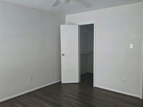 9090 S Braeswood Boulevard 74, Houston TX 77074