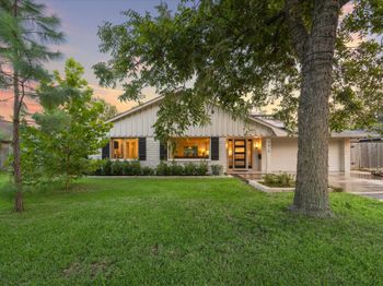 9015 Theysen Drive